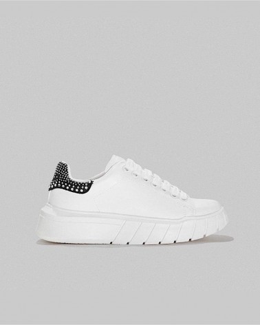 Gaelle Paris Sneakers Addict in ecopelle con micro borchie GBCDP2768 Bianco